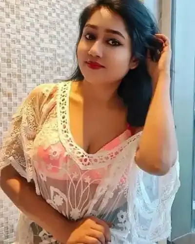 Escort Khirkiya